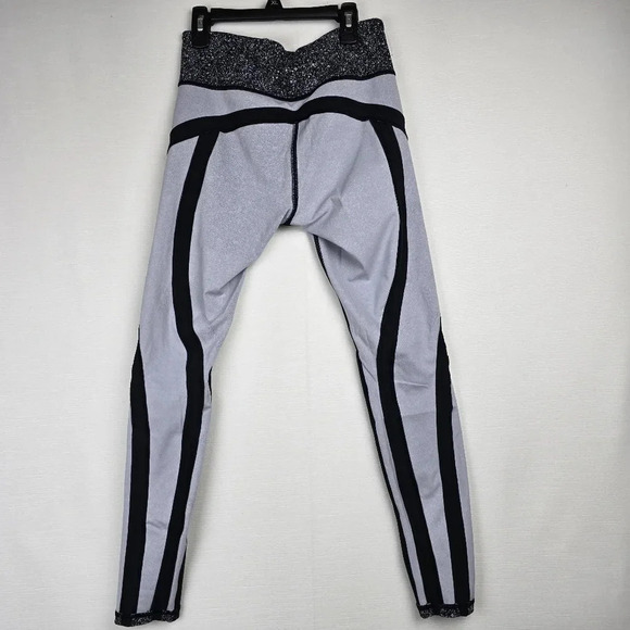 Lululemon Sz 8 Sleek & Strong Tight Leggings Diffuse Starlight Black Speckled - Picture 9 of 15